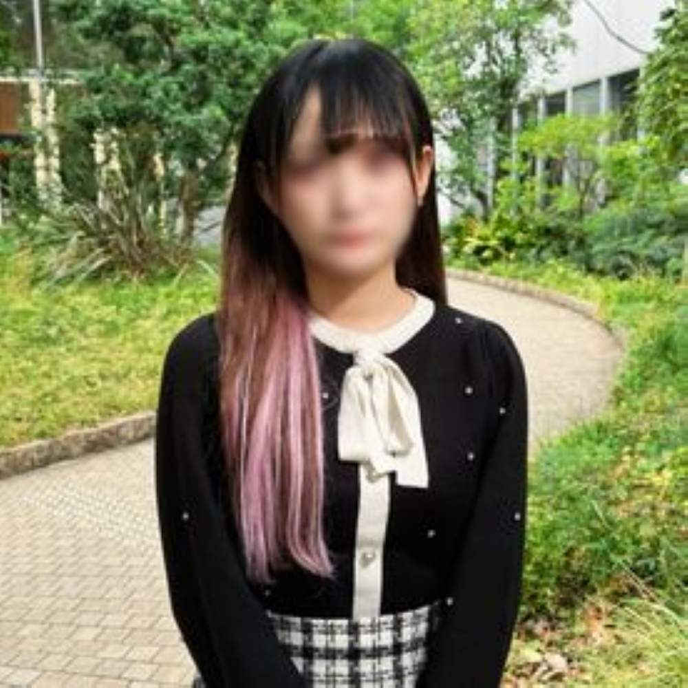 142cm元地下アイドル完全顔出しで登場！ファンと熱愛発覚。メイドさんに転身するも可愛い美⚫︎女が他人棒に中出しされる一部始終を公開…